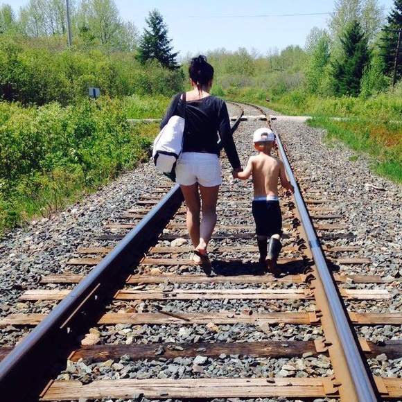 Meet your Posher, Maureen - Picture 1 of 1